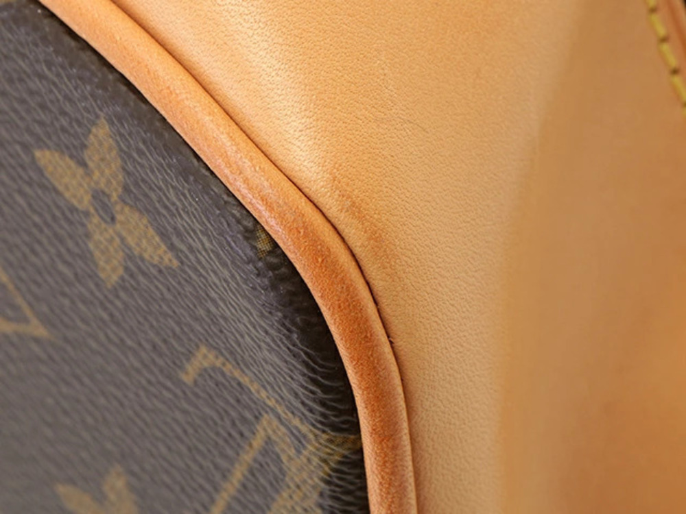 LOUIS VUITTON Rivete Monogram - Picture 7 of 8